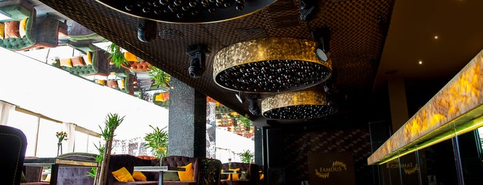 Famous Restaurant and Dancing Terrace is one of Posti che sono piaciuti a Daniil.