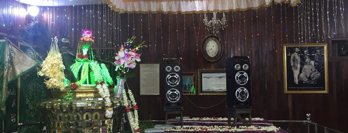 Bahadur Shah Zafar Dargah is one of Yangon 2018.