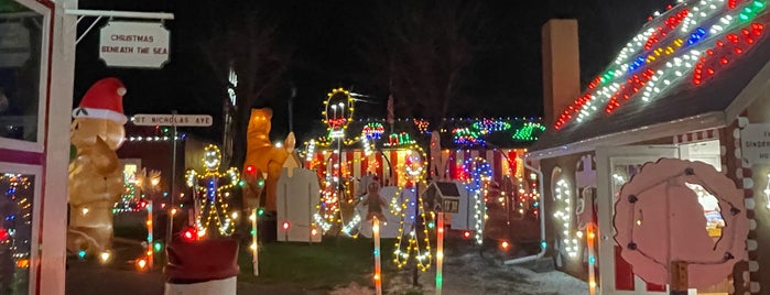 Koziar's Christmas Village is one of Pennsylvania.