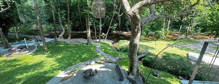 Villa MoReeda is one of Suan Phueng.