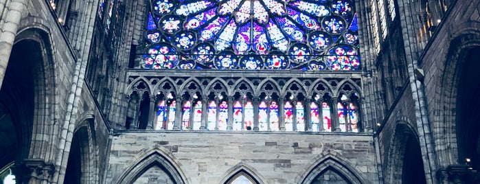 Kathedrale von Saint-Denis is one of Churches.