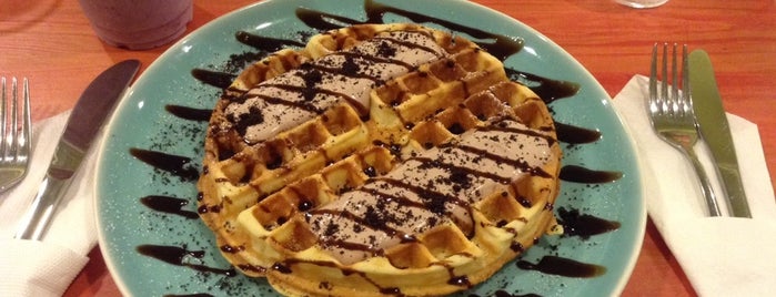 Bánh nướng tổ ong (Waffle Place) is one of Ho Chi Minh City.