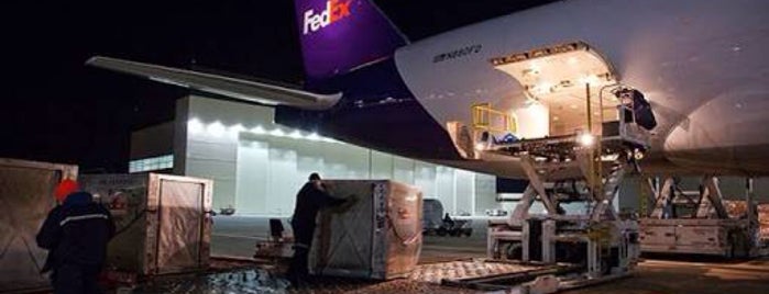 FedEx is one of Gustavo : понравившиеся места.