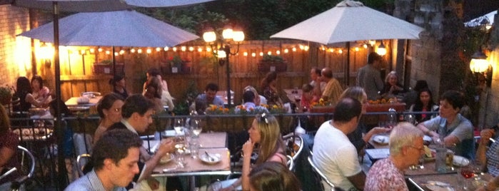 Medi Winebar is one of Outdoor Eats.