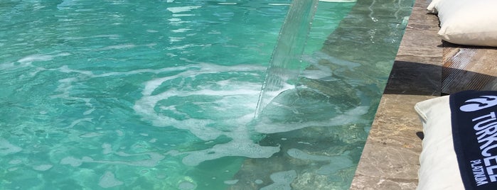 Alacati Sound Pool is one of Ayşen 님이 저장한 장소.
