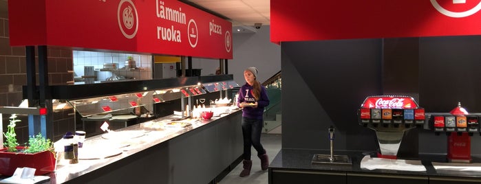 Golden Rax Pizzabuffet is one of Покушать в Хельсинки.