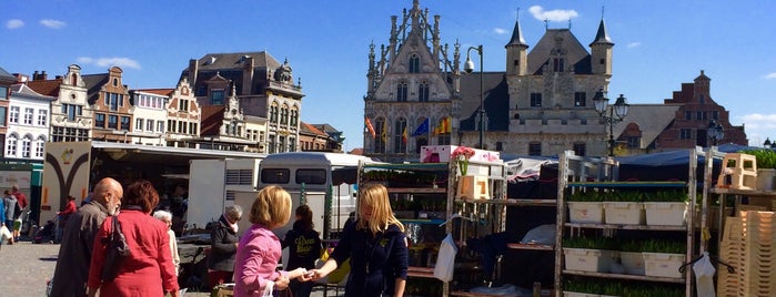 Zaterdagmarkt Mechelen is one of Mmmechelen.