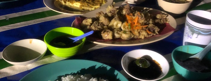 Perkampungan Ikan Bakar Terapung is one of Best Food Corner (1) ;).
