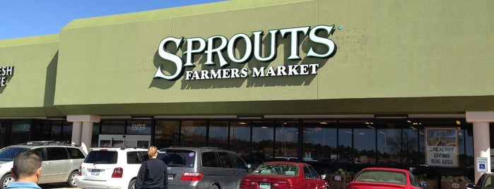 Sprouts Farmers Market is one of Orte, die Kristen gefallen.