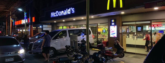 McDonald's is one of สถานที่ที่ Hērliiiii ถูกใจ.