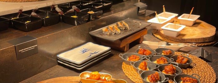 Midori is one of Sushi Restaurants in Lisbon.