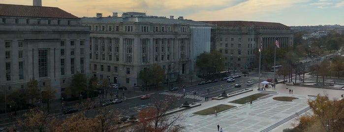 Facebook DC is one of สถานที่ที่บันทึกไว้ของ M.