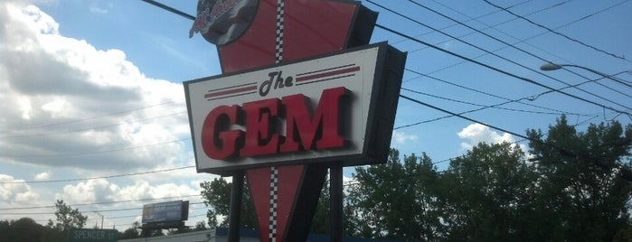 The Gem is one of สถานที่ที่ Emily ถูกใจ.