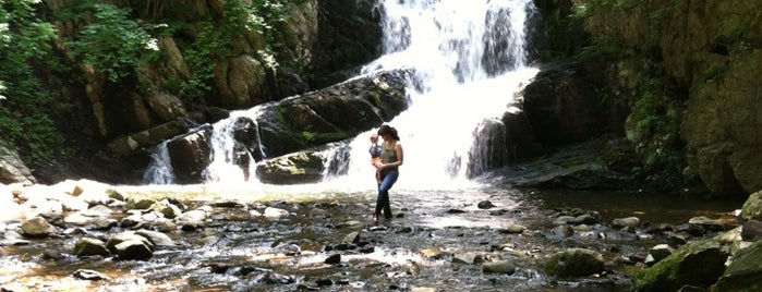 Indian Brook Waterfall is one of Hudson Valley day trips.