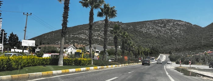Kuşadası - Selçuk Yolu is one of Orte, die FATOŞ gefallen.