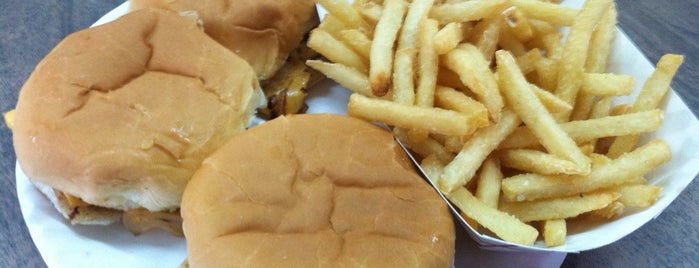 White Mana Diner is one of The 15 Best Places for French Fries in Jersey City.