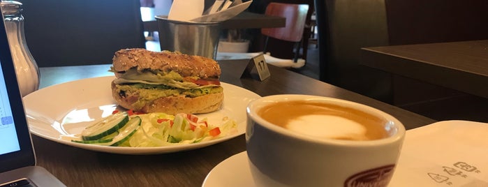 Bocca Moka Coffee & Bagel House is one of Brussel werk plekken.