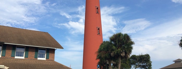 Ponce Inlet Lighthouse is one of Rick : понравившиеся места.