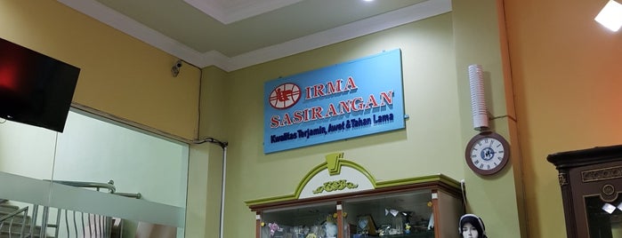 Irma Sasirangan is one of STOREs.