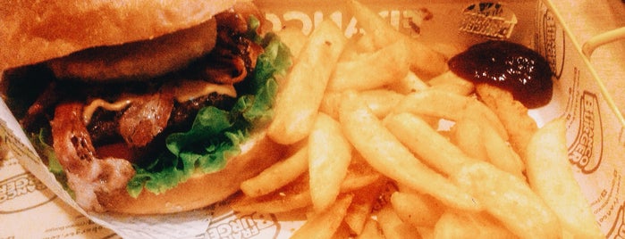 Franco Burger is one of Tempat yang Disukai Salih.