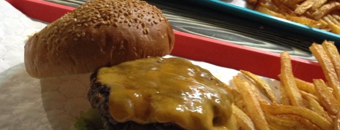 Fatty Dab's Burger Shack is one of Amman Top Burgers.