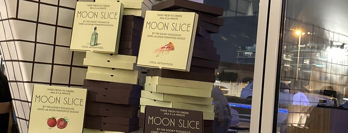 Moon Slice Pizza is one of Dubai:Lunch/Dinner.