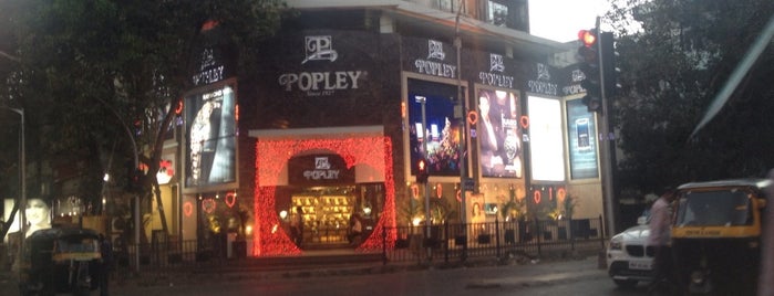 Popley & Sons Jewellers is one of Índia.