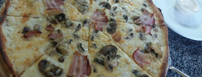 Піца Челентано / Celentano Pizza is one of Office Petlury lunch.