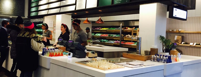 sweetgreen is one of Justinさんの保存済みスポット.