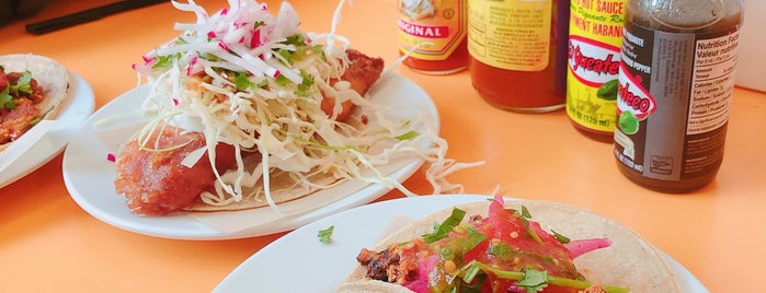 Grand Electric Taqueria is one of Lugares favoritos de Narges.