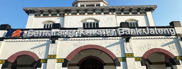 Stasiun Semarang Tawang is one of Train Station in Java.