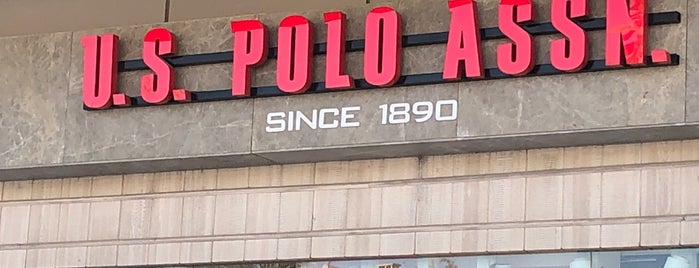 Polo Garage is one of alisveris.