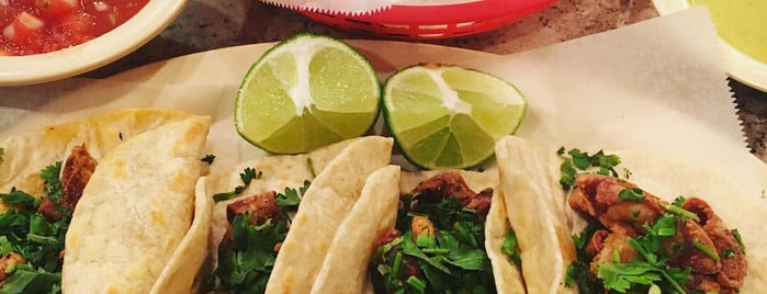 Brenda's Taqueria is one of Philさんのお気に入りスポット.