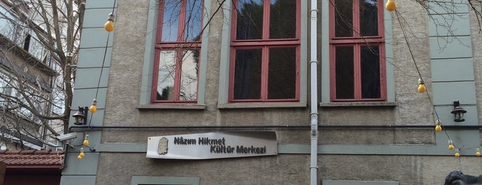 Nazım Hikmet Kültür Merkezi is one of Art Galeries & Exhbitions in Istanbul.
