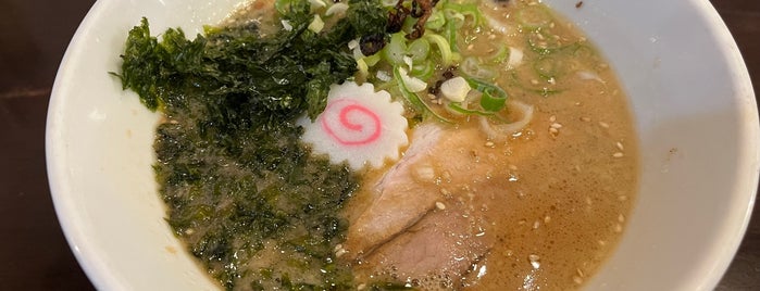 自家製麺 KANARI is one of Lugares favoritos de Hideo.