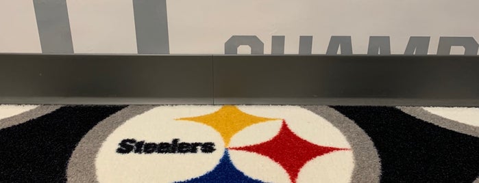 Steelers Pro Shop is one of Lieux qui ont plu à Terri.