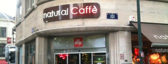 Natural caffè Louise is one of Bruxelles Café.