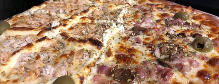 Vizzeto Wood Fire Pizza is one of Posti che sono piaciuti a João.