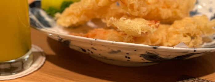 Sato Japanese Restaurant- Bahrain is one of Lieux sauvegardés par Queen.