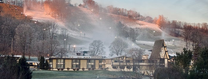 Boyne Mountain Resort is one of Skiing.