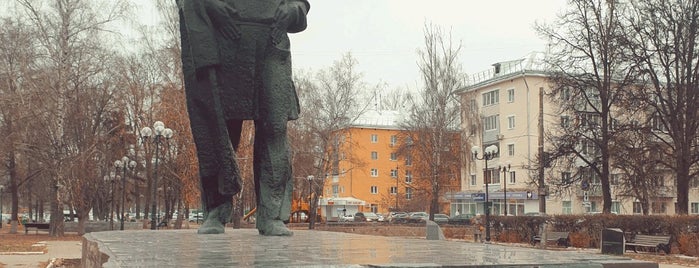 Памятник Л.Н. Толстому is one of Тула.