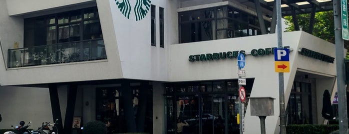 Starbucks is one of Taichung 台中/ FOOD 美食.