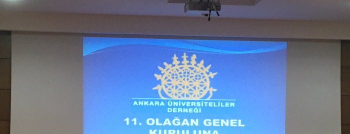 Ankara Üniversitesi 100.yıl Konferans Salonu is one of esma'nın Beğendiği Mekanlar.