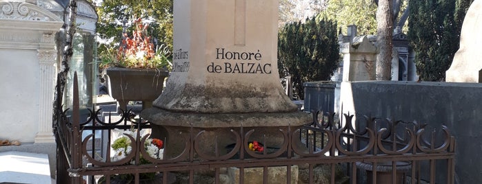 Tombe de Balzac is one of Locais curtidos por Daniel.