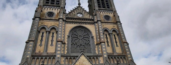 Eglise Notre Dame De Vimoutiers is one of Normandie.
