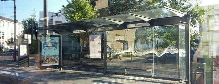 Station Trois Rivières Ⓐ is one of Tramway A de Tours.