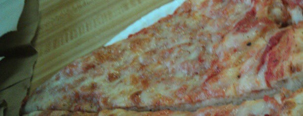 Bono's pizza is one of Must-visit Food in Bay Shore.