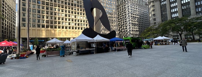 Daley Plaza Farmer's Market is one of Chicago trip.