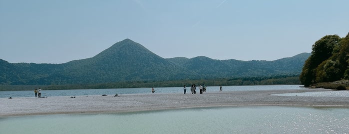 極楽浜 is one of 自然地形.
