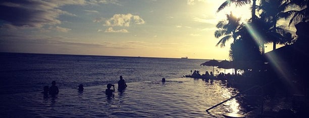 Sheraton Waikiki Infinity Pool is one of Hawaii.